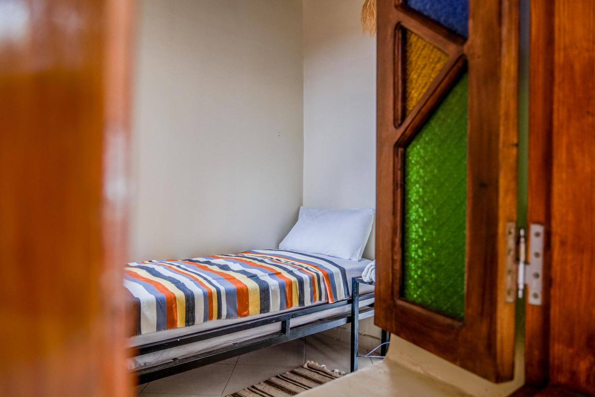 Yakout Hostel Tanger Eksteriør bilde